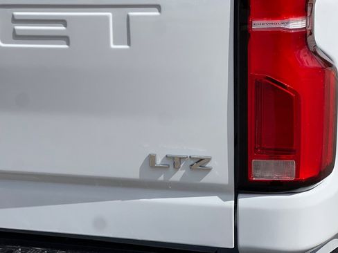 New 2026 Chevrolet Silverado 3500 LTZ w/ LTZ Premium Package AWD/4WD image 21