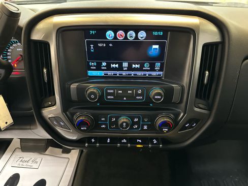 Used 2017 Chevrolet Silverado 2500 LT w/ LT Convenience Package AWD/4WD image 5
