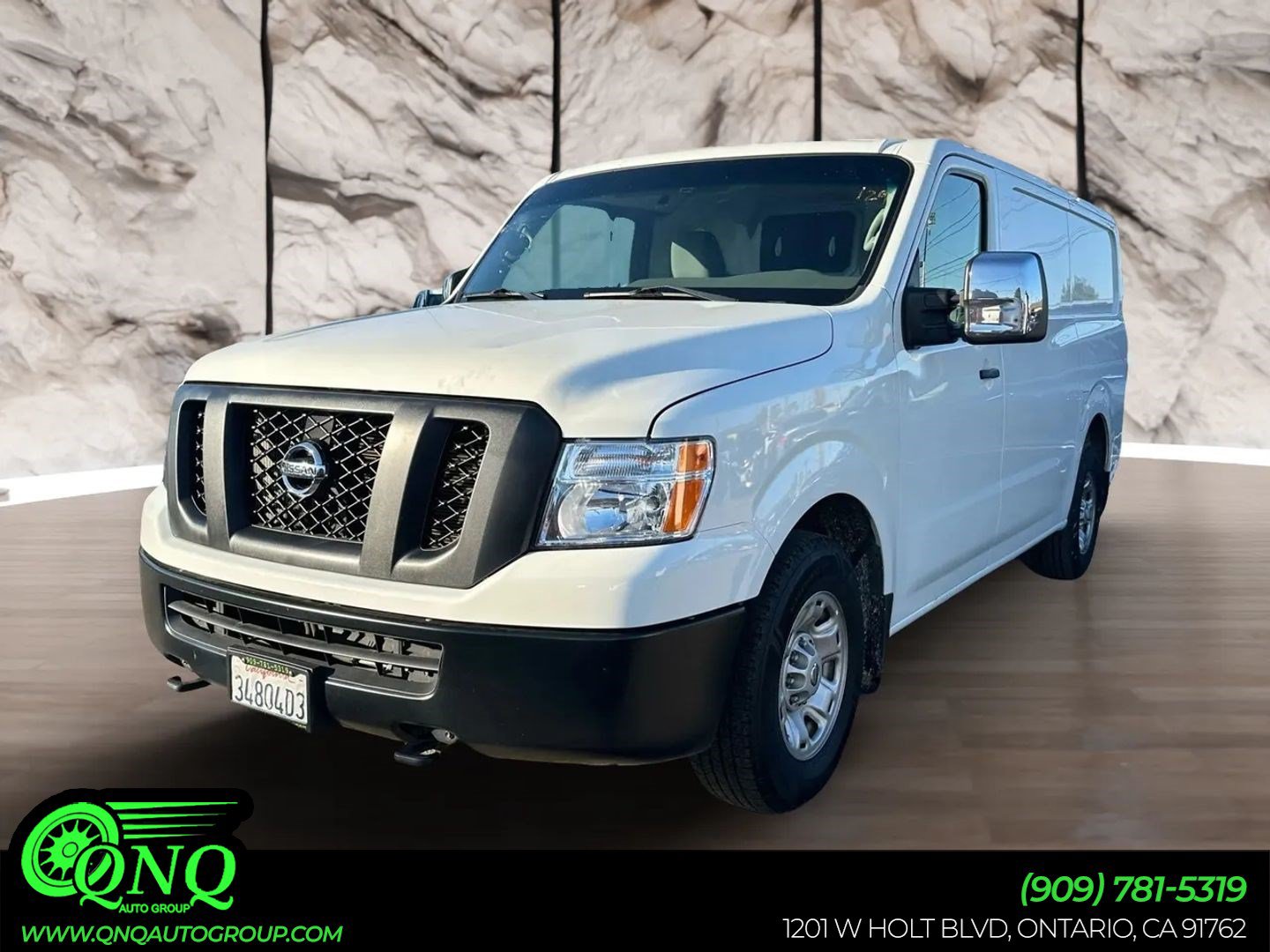 Used 2021 Nissan NV 3500 SV RWD image 1