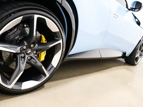 Used 2025 Ferrari Purosangue AWD/4WD image 26