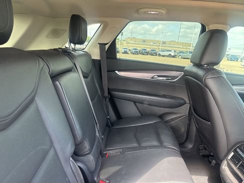 Used 2019 Cadillac XT5 Premium Luxury w/ Advanced Security Package image 31
