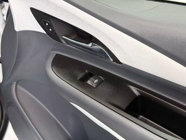 Used 2021 Chevrolet Bolt LT FWD image 23