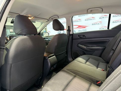 Used 2024 Nissan Altima 2.5 SV image 29