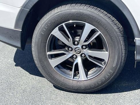 Used 2017 Toyota RAV4 XLE image 11