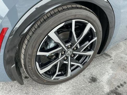 New 2026 Toyota Prius Plug-In Hybrid image 5