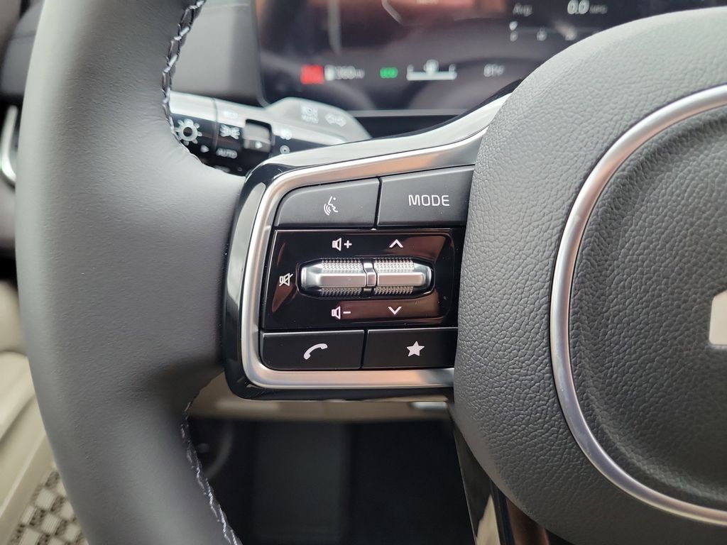 New 2026 Kia Carnival SX FWD image 27