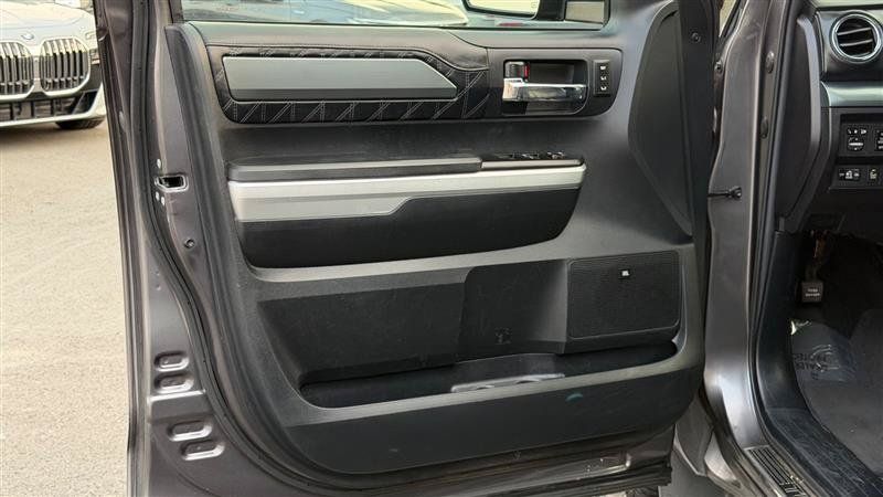 Used 2015 Toyota Tundra Platinum AWD/4WD image 21