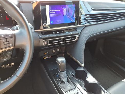 Certified 2025 Toyota Camry SE FWD image 26