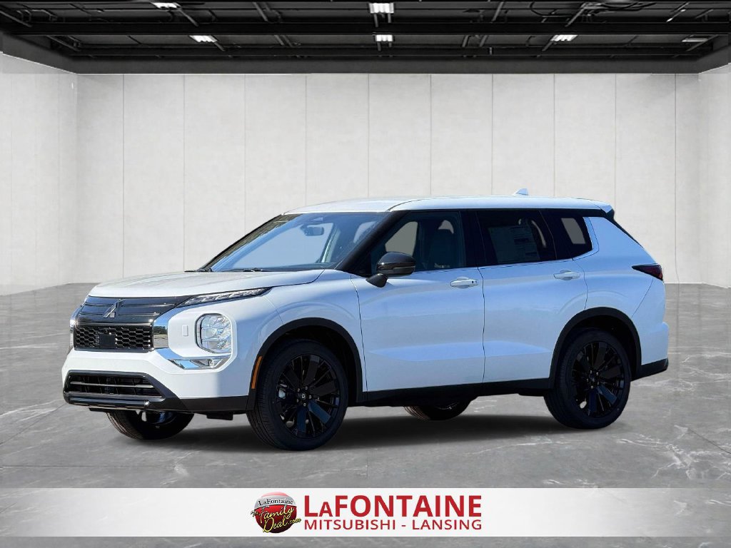 New 2026 Mitsubishi Outlander LE AWD/4WD image 1