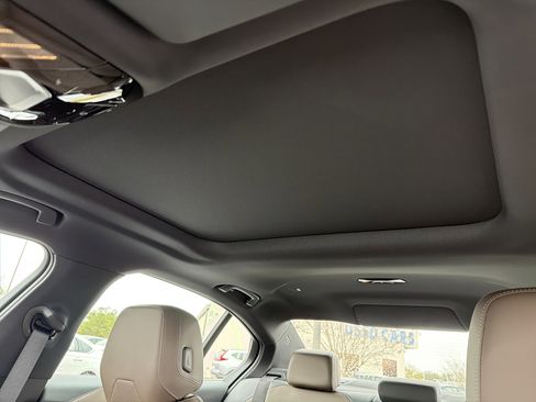 New 2026 BMW 530i w/ Convenience Package image 3