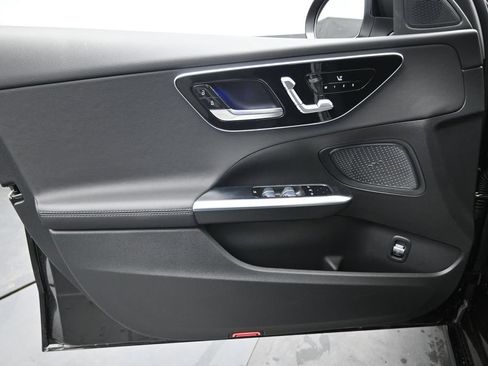 New 2026 Mercedes-Benz C 300 4MATIC Sedan image 18