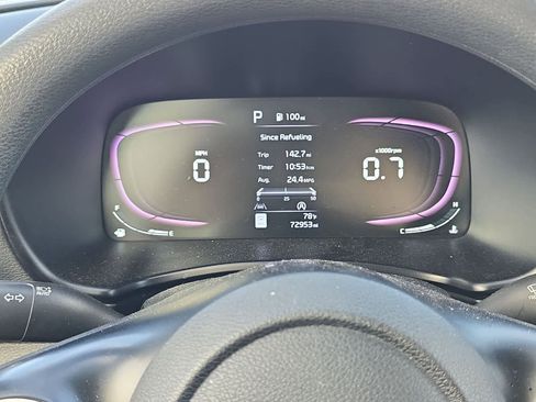 Used 2023 Kia Soul LX w/ LX Technology Package FWD image 30
