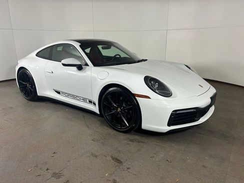 Certified 2020 Porsche 911 Carrera image 9