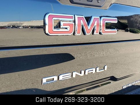 New 2026 GMC Sierra 2500 Denali w/ Denali Reserve Package image 33