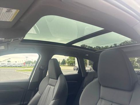 Used 2025 Audi Q5 Prestige AWD/4WD image 14