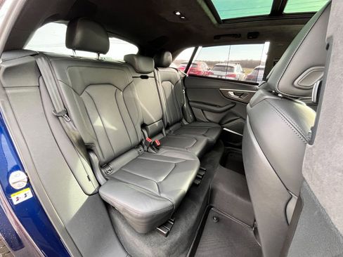 Used 2022 Audi Q8 Prestige image 36
