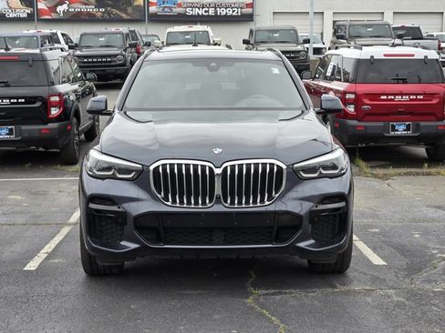 Used 2022 BMW X5 xDrive40i w/ M Sport Package AWD/4WD image 2