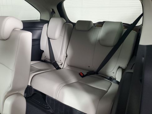 New 2026 Honda Odyssey EX-L image 13