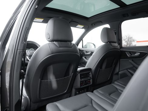 New 2026 Audi Q7 3.0T Premium Plus AWD/4WD image 26