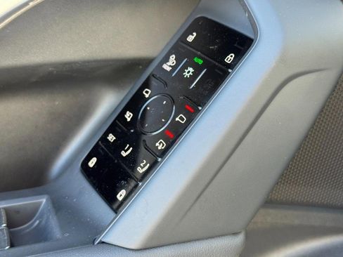 New 2025 Audi Q5 Premium Plus image 12