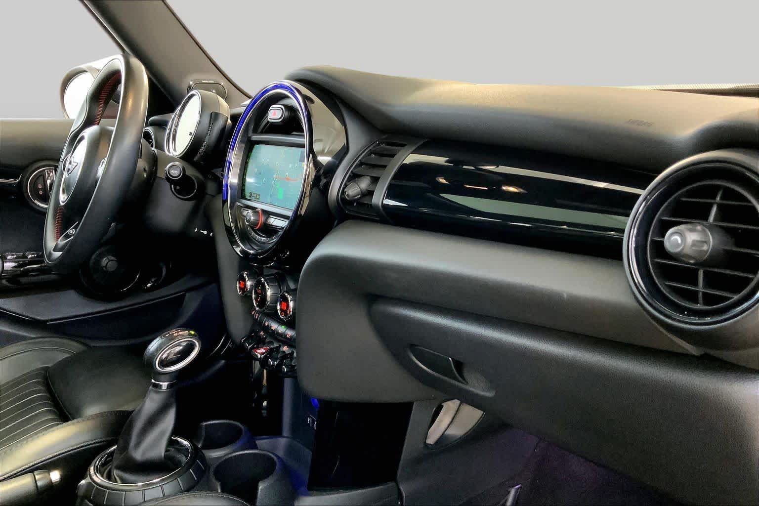 Used 2016 MINI Cooper S FWD image 18