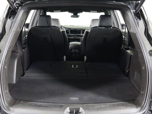Used 2022 Buick Enclave Avenir w/ Avenir Technology Package image 25
