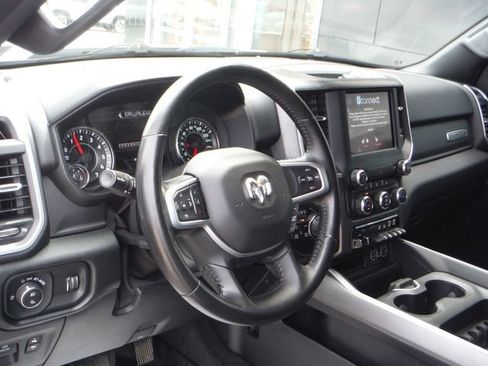 Certified 2021 RAM 1500 Big Horn AWD/4WD image 3