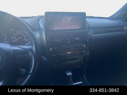 Used 2022 Lexus GX 460 image 17