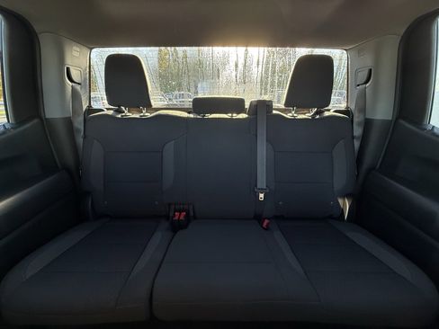 Used 2022 Chevrolet Silverado 1500 Custom image 27