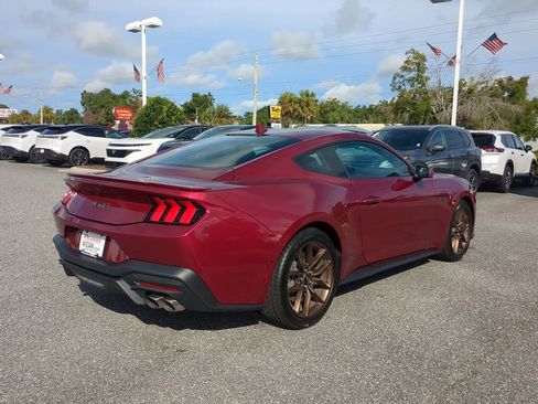 Used 2025 Ford Mustang GT Premium image 4