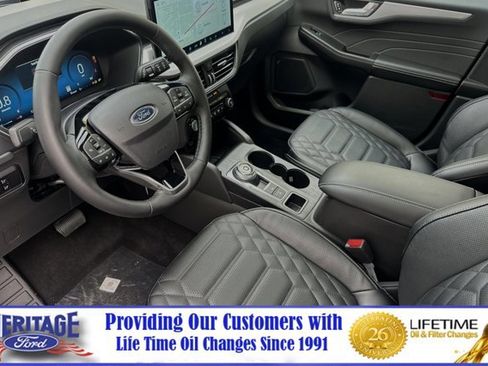 New 2024 Ford Escape Platinum w/ Premium Technology Package image 7