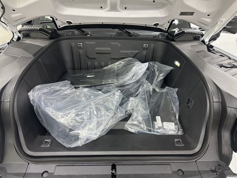 New 2026 GMC Hummer EV 4x4 Crew Cab image 17