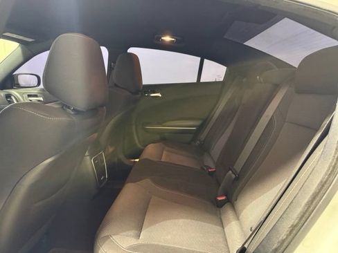 Used 2019 Dodge Charger SXT RWD image 22