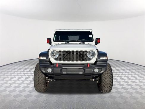 Used 2025 Jeep Wrangler Sport image 2