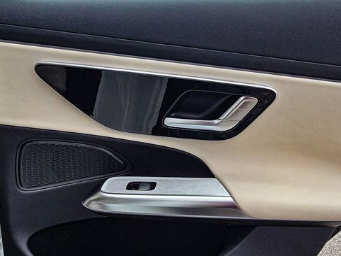 New 2026 Mercedes-Benz E 350 4MATIC Sedan image 34