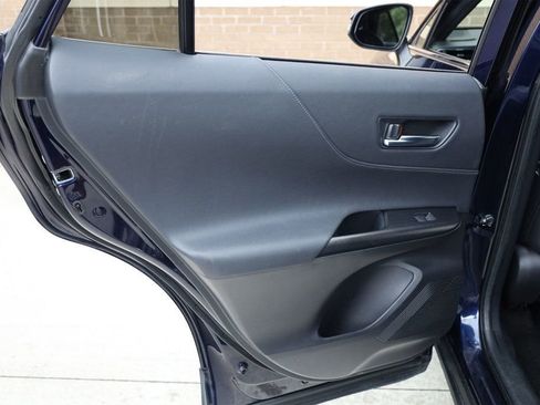 Used 2022 Toyota Venza Limited image 20