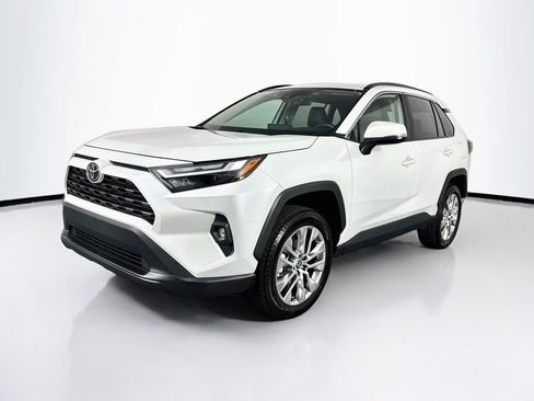 Used 2025 Toyota RAV4 XLE Premium AWD/4WD image 3