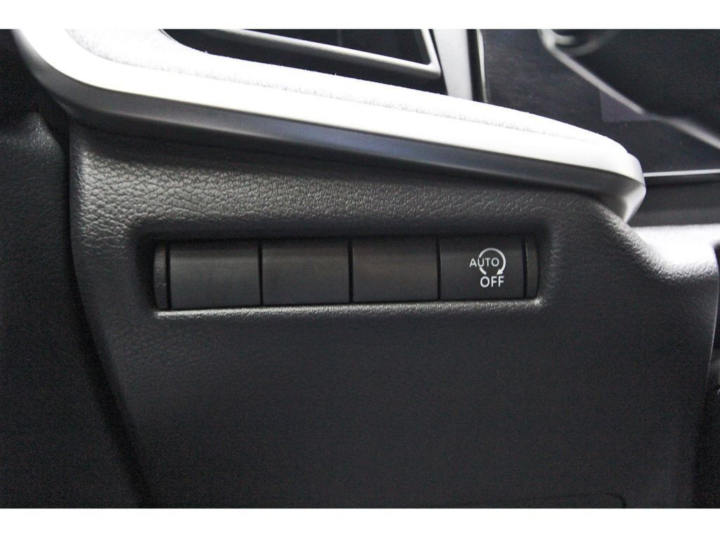 Used 2026 Nissan Kicks SV FWD image 21