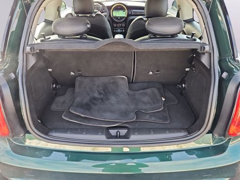 Used 2018 MINI Cooper S image 32