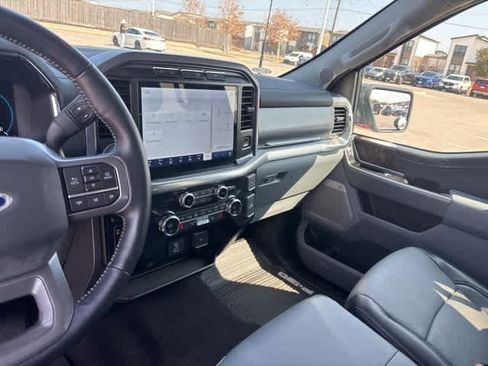 Used 2021 Ford F150 Lariat image 18