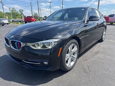 Used 2018 BMW 330i xDrive Sedan w/ Convenience Package AWD/4WD image 7