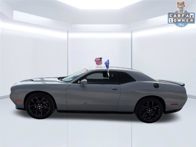 Used 2021 Dodge Challenger SXT w/ Blacktop Package RWD image 5