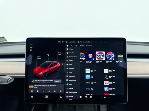 Used 2023 Tesla Model Y Long Range image 21