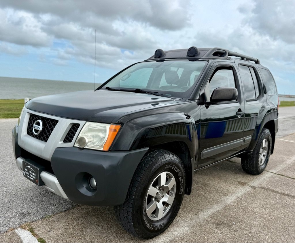 Used 2013 Nissan Xterra PRO-4X w/ Pro-4x Leather Pkg AWD/4WD image 1