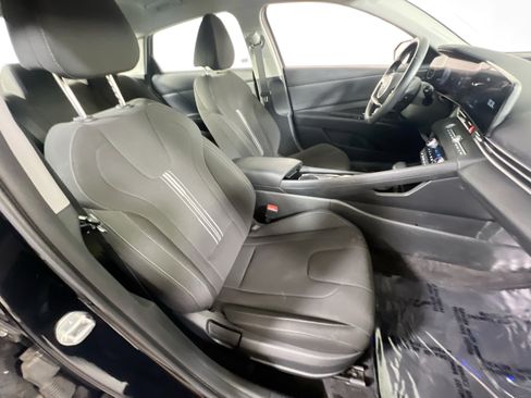 Used 2023 Hyundai Elantra SEL w/ Convenience Package FWD image 27