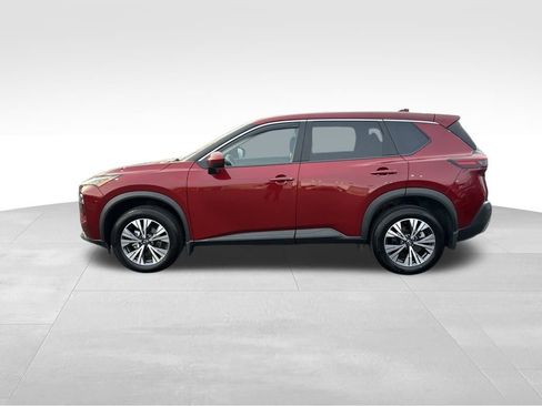 Used 2023 Nissan Rogue SV image 4