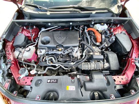 Certified 2020 Toyota RAV4 XLE w/ XLE Grade Weather Package AWD/4WD image 24