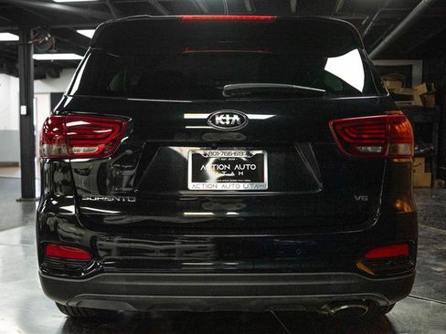 Used 2019 Kia Sorento S image 6