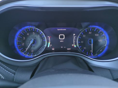 New 2026 Chrysler Pacifica Limited w/ S Appearance Package image 10