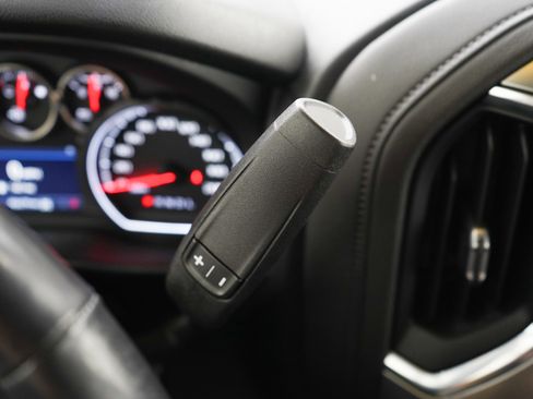 Used 2020 Chevrolet Silverado 1500 LT Trail Boss image 23